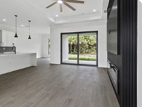 Living area — 2070 20th Ave NE, Naples, FL 34120